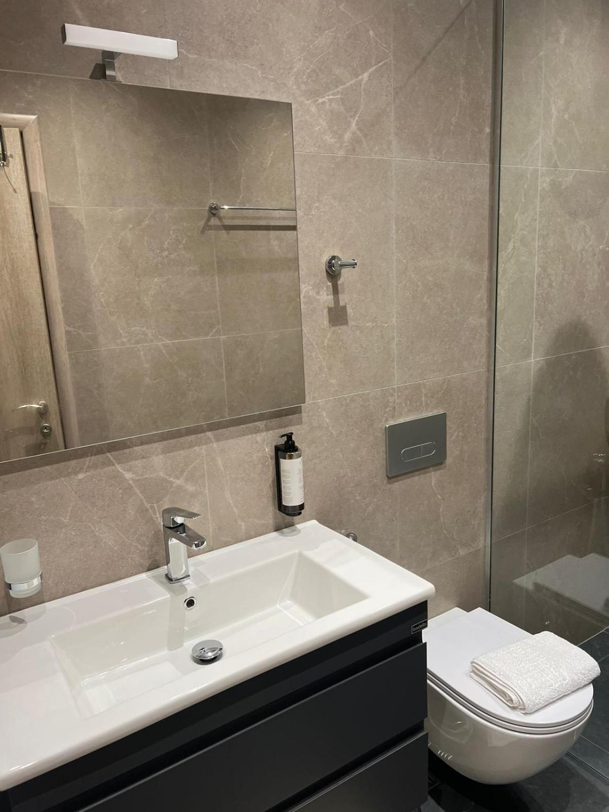 סרנדה Seaside Apartment מראה חיצוני תמונה